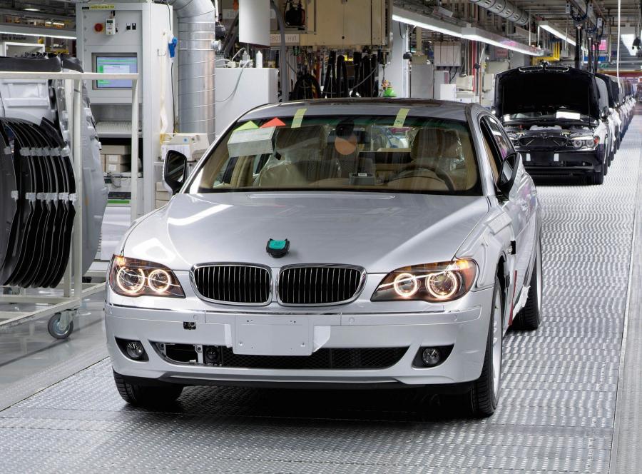  BMW 7-Series L 2006 года  (фото 26 из 89)